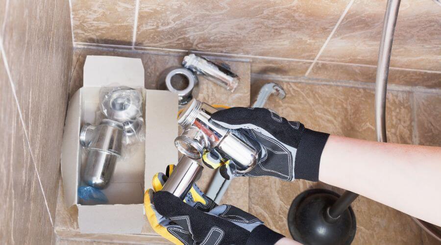 Professional gutter cleaning in Medina, OH